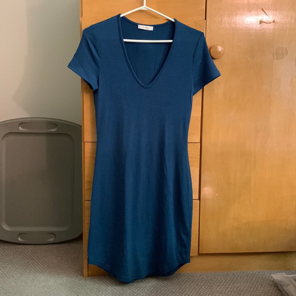 TNA contour t-shirt dress